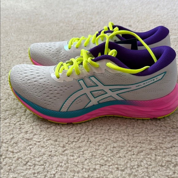Asics White and Pink Athletic Shoes with Breathable Upper - Picture 3 of 10